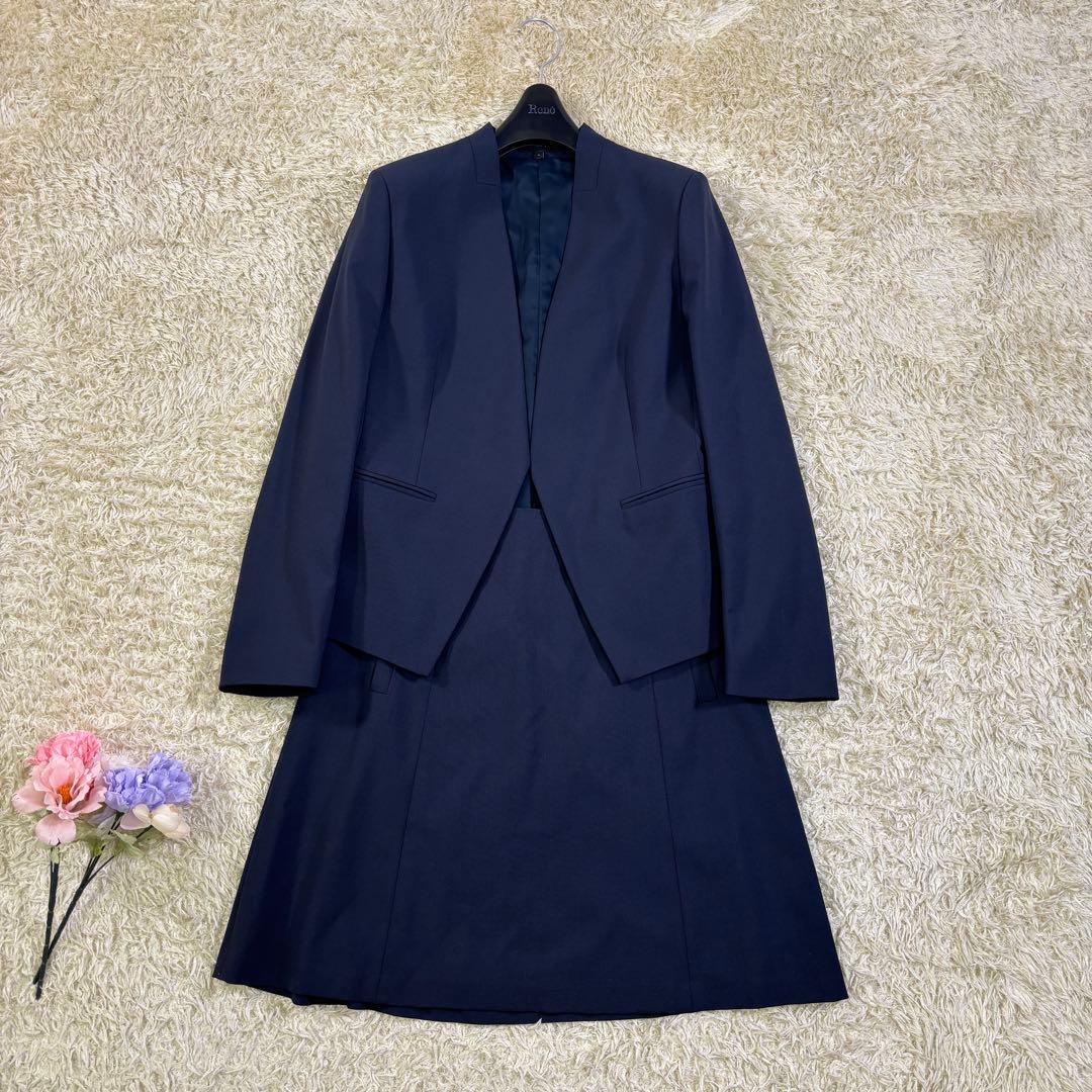 セオリー　ノーカラー　ボタンレス　ジャケット　スカート ネイビー　4