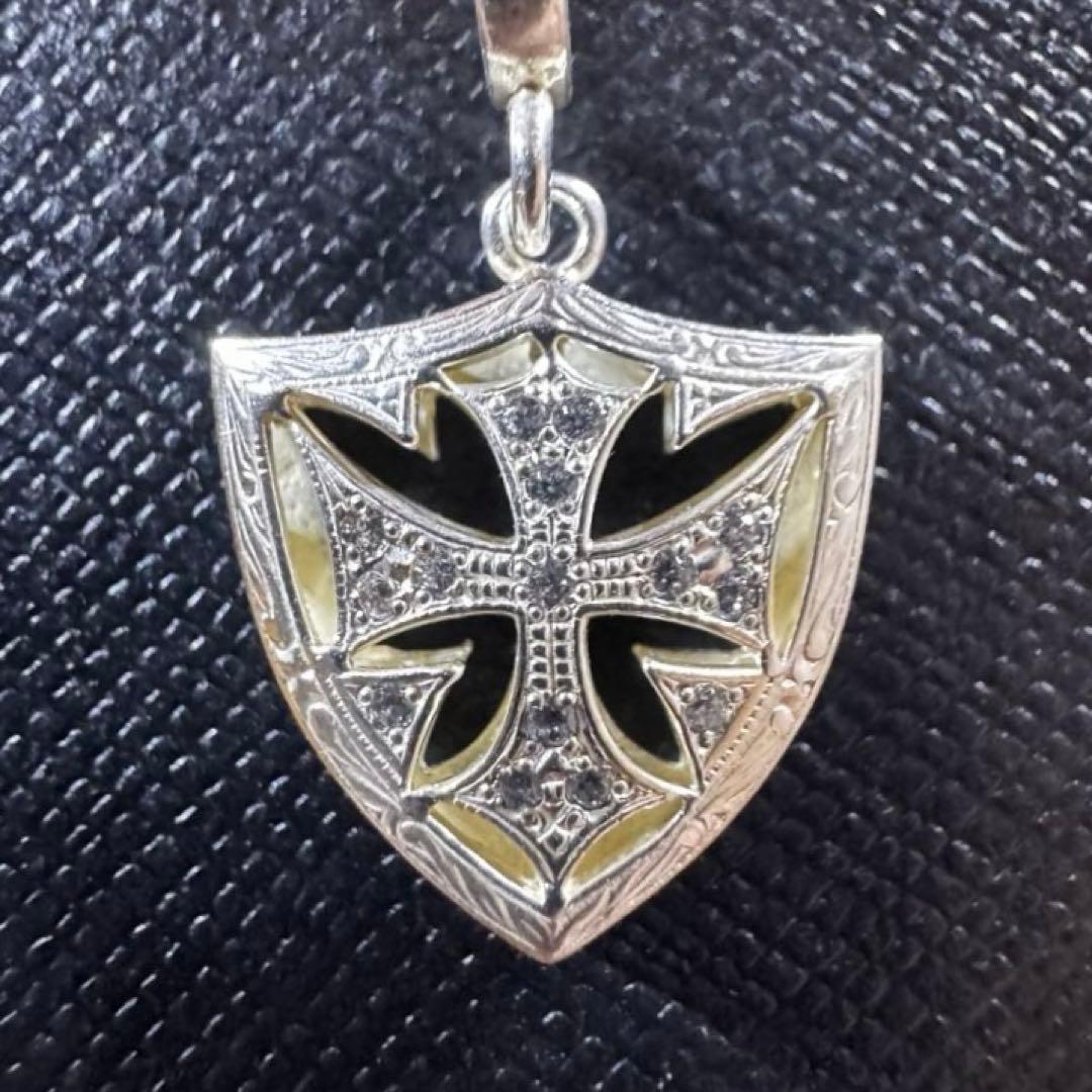 【美品】ローリーロドキン　エクストラスモールクロスシールドペンダント