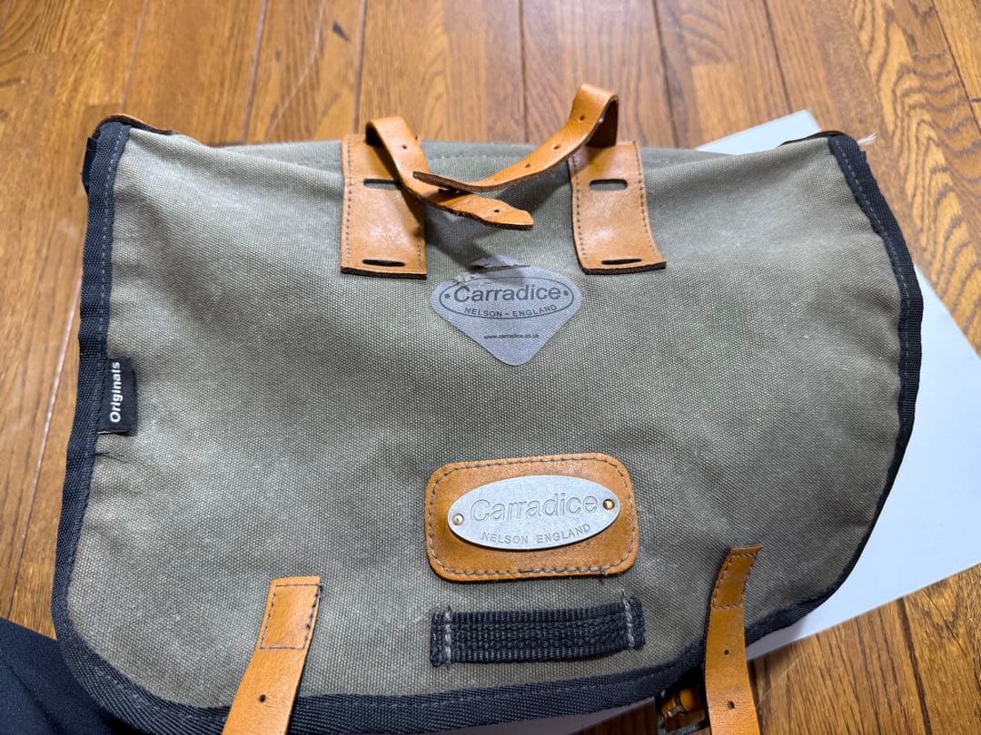 キャラダイス　サドルバッグ　カデット