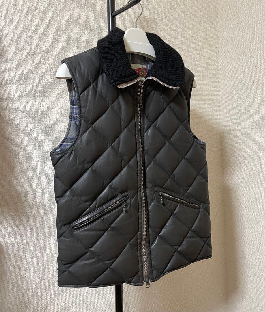アディクトクローズ ワックスコットンキルティングベスト