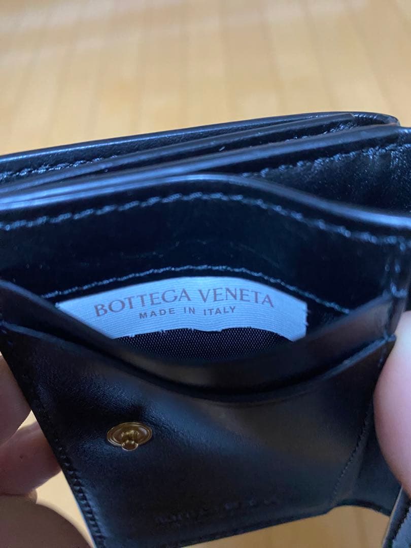 ボッテガ　三つ折り財布