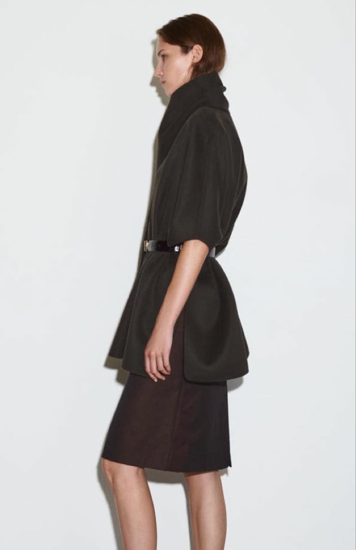 タグ付き:ケープ コス(COS) ダークブラウン FREE SIZE