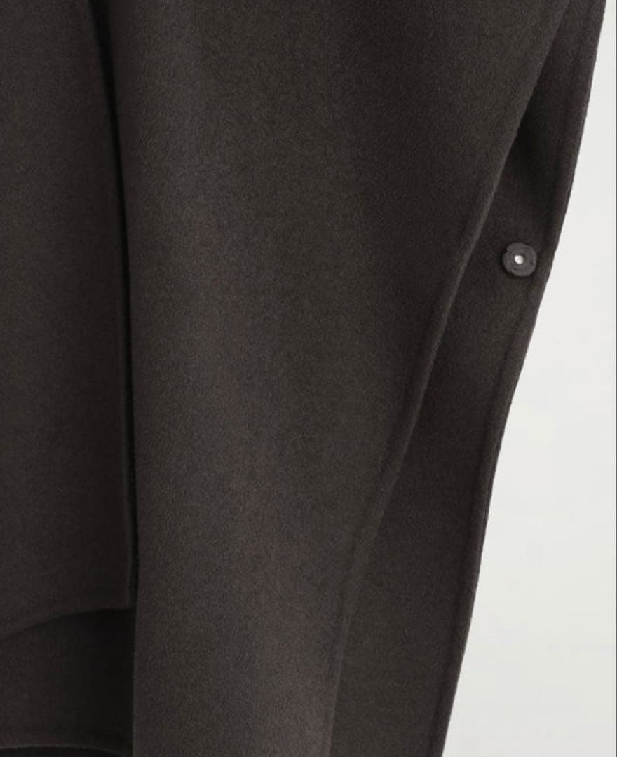 タグ付き:ケープ コス(COS) ダークブラウン FREE SIZE