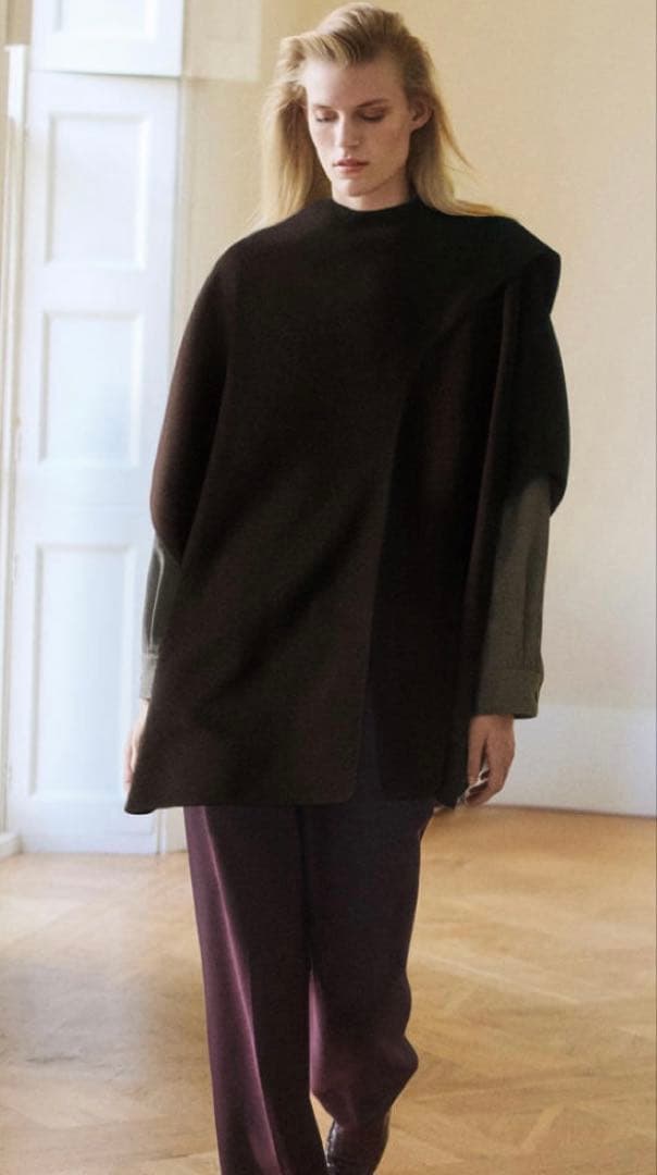 タグ付き:ケープ コス(COS) ダークブラウン FREE SIZE