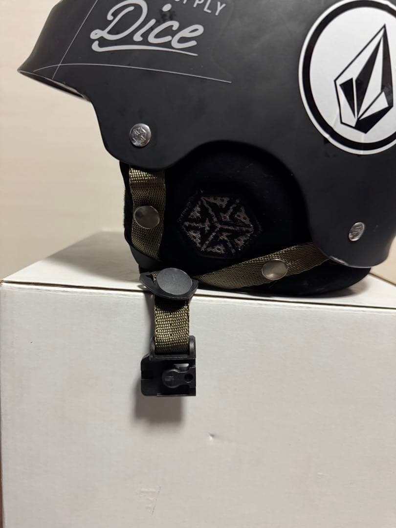 DICE D5 M MATTBLACK　M(56-58cm) スノーヘルメット