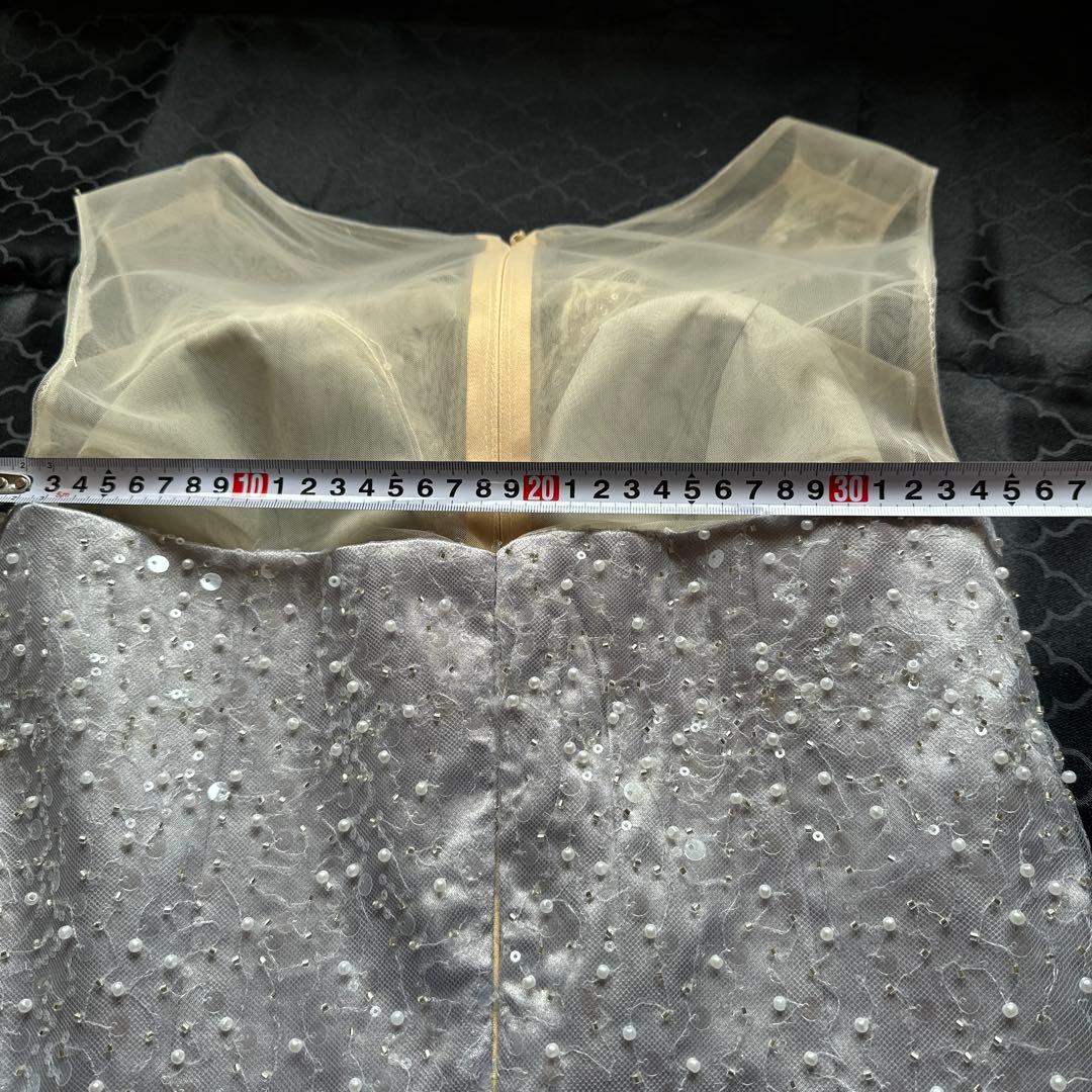 【パンちゃんさん専用】シルバー ビーズ装飾ドレス