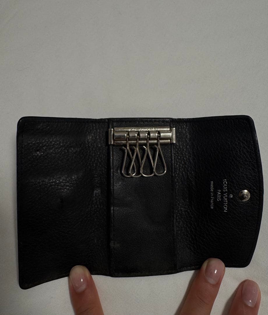 ルイヴィトン マヒナ キーケース キーホルダー 4連　799