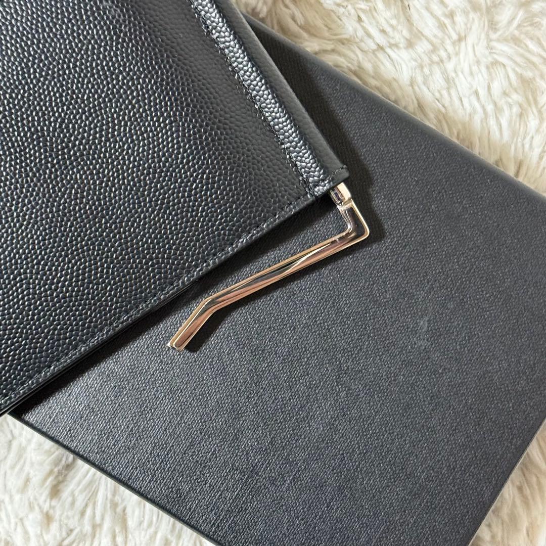⭐️未使用級⭐️　サンローラン　マネークリップ　二つ折り財布　シルバー金具　黒