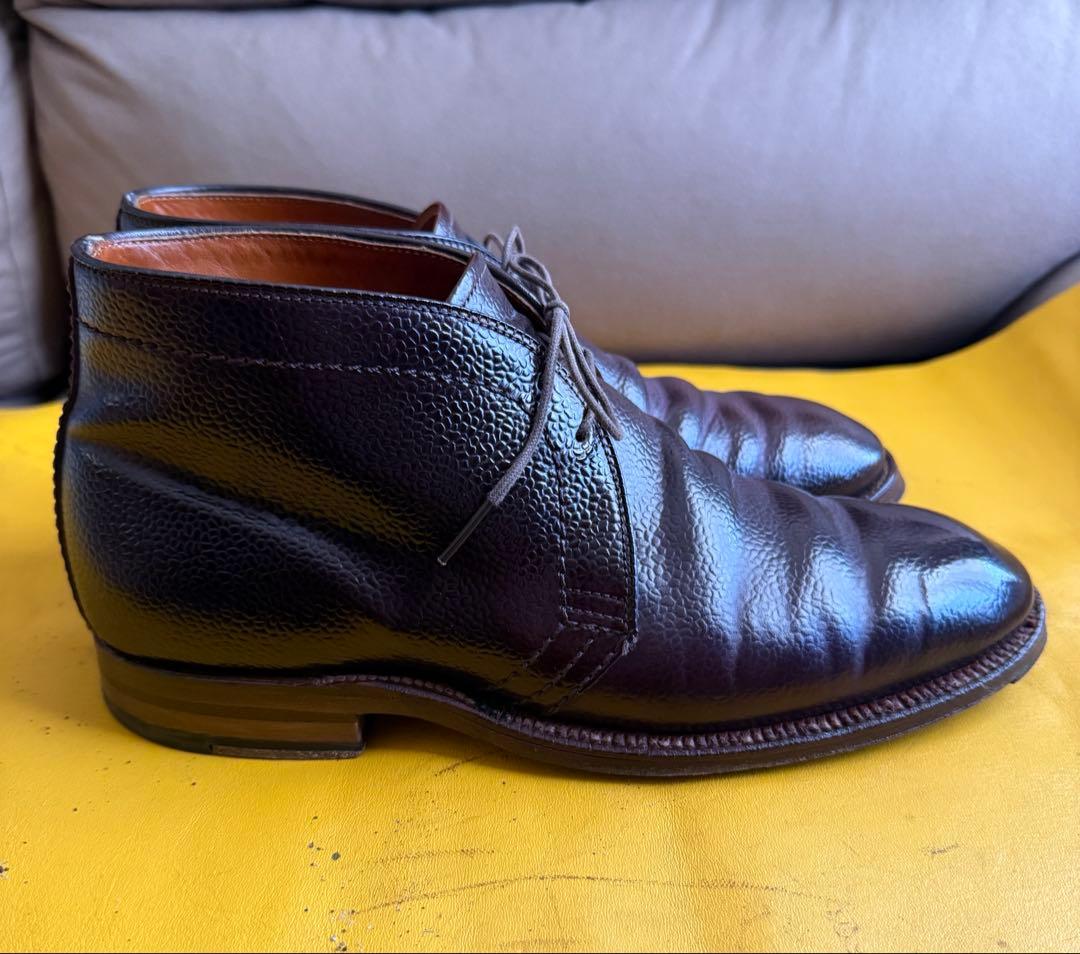 オールデン チャッカブーツ 型押しコードバン 定価18万円