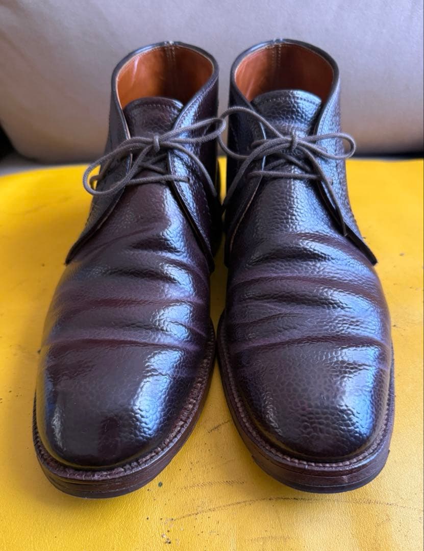 オールデン チャッカブーツ 型押しコードバン 定価18万円