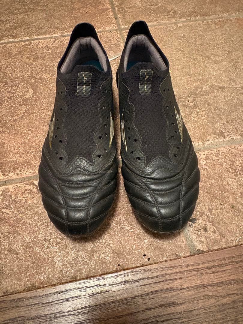 限定品Mizuno Morelia Neo4 βサッカーシューズ