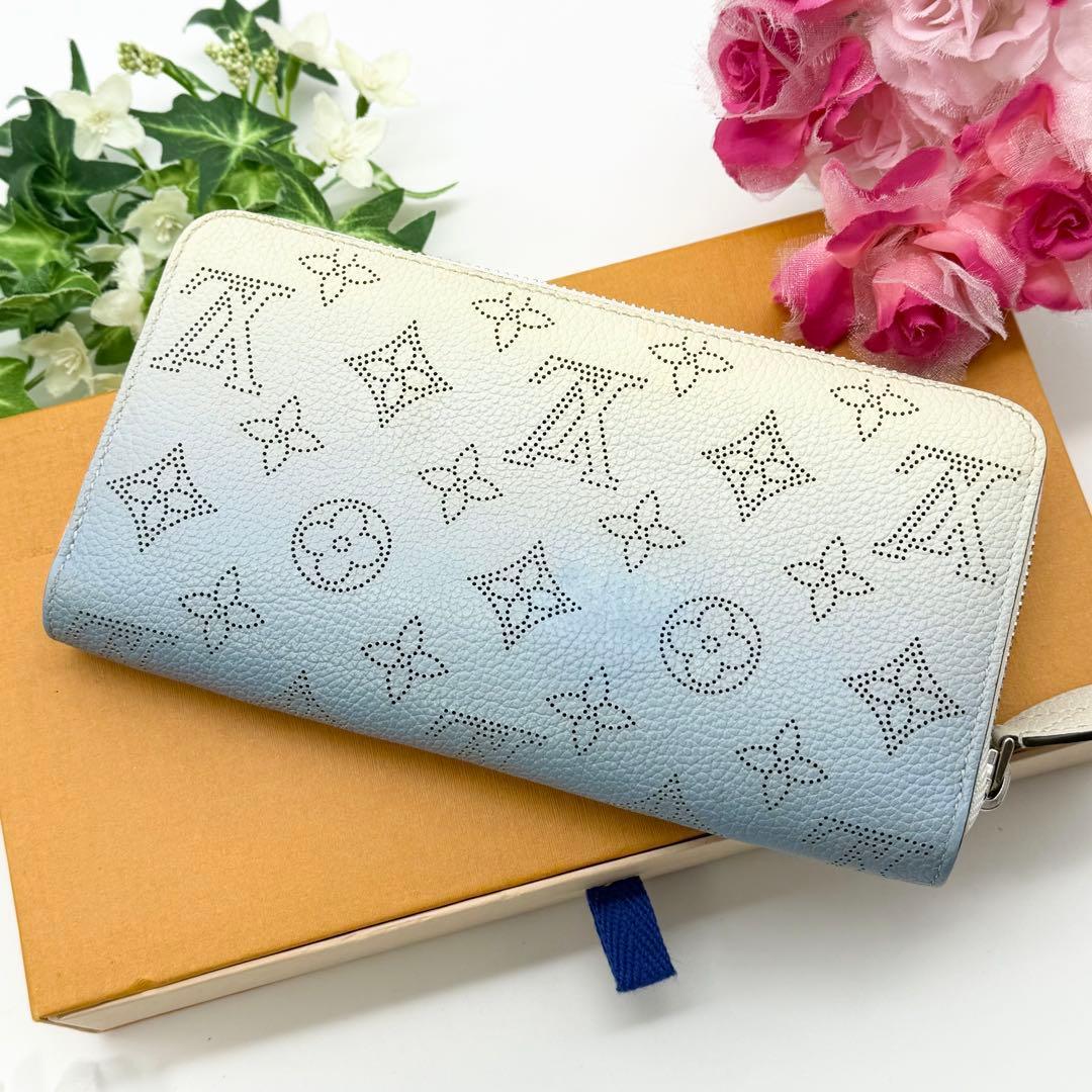 ✨極美品レア✨ルイヴィトン マヒナ ジッピーウォレット グラデーションブルー