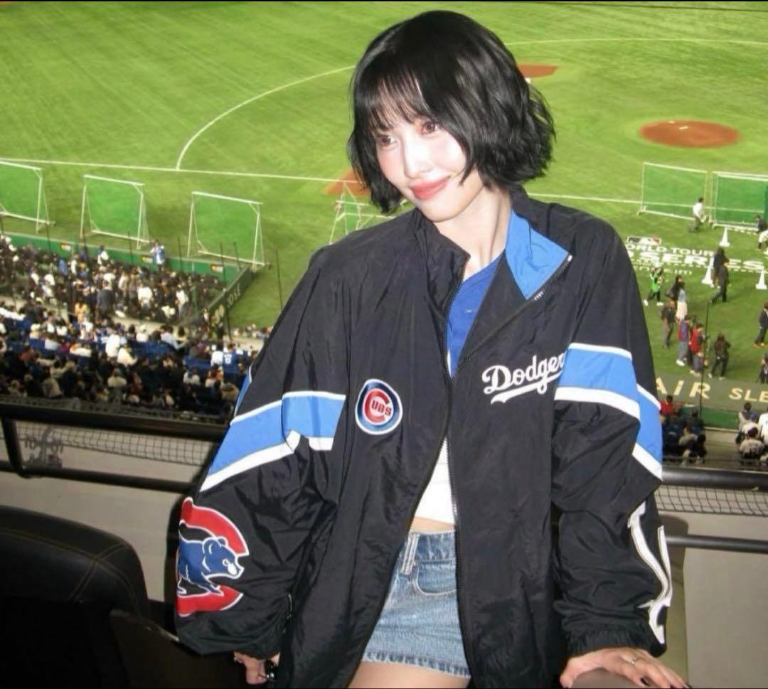 k*m様 東京シリーズ 2025 ドジャース　カブス　配色ナイロンジャケット　ブ