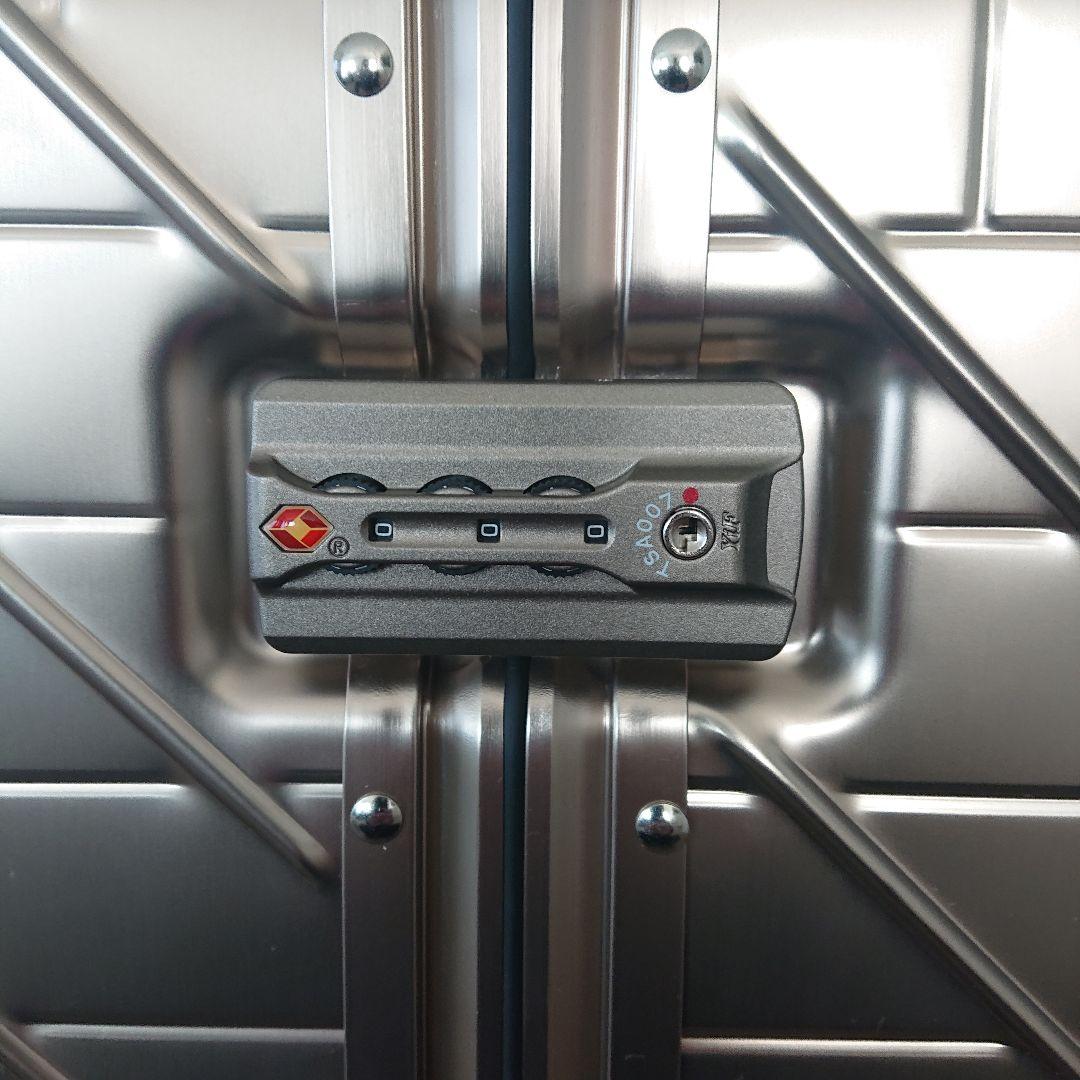 KAMEO 高級アルミスーツケース キャリーケース【新品・未使用】 ゴールド