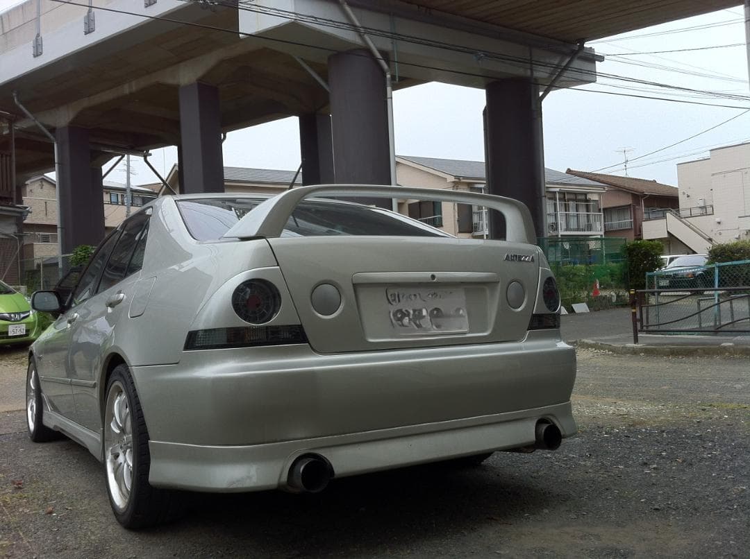 トヨタ　アルテッツァ　社外LEDテールランプ soner