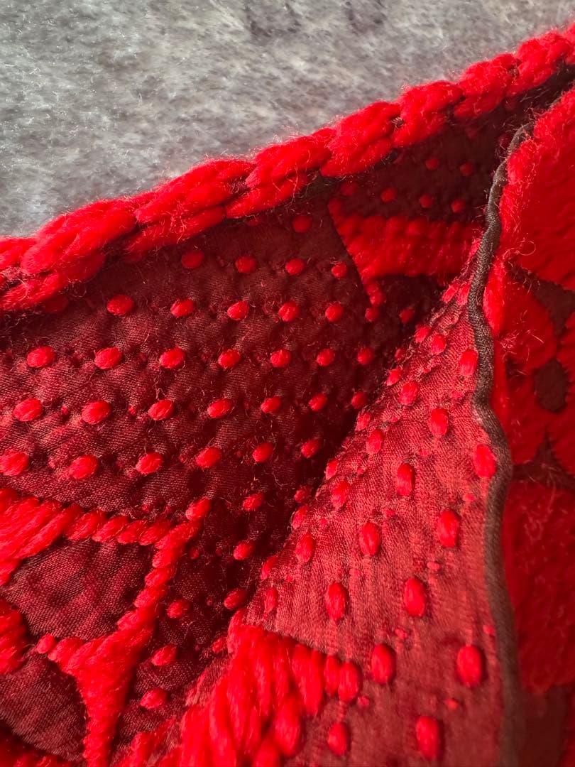 ルイ・ヴィトン　エシャルプ・ロゴマニア ウール　マフラー　モノグラム　レッド