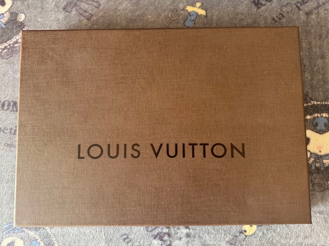 ルイ・ヴィトン　エシャルプ・ロゴマニア ウール　マフラー　モノグラム　レッド