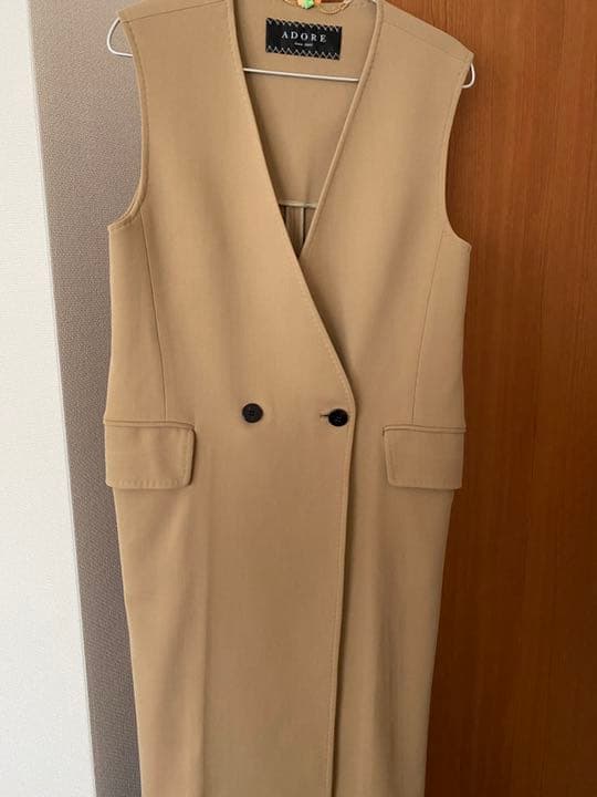 ADORE アドーア ブラックレーベル　ジレ