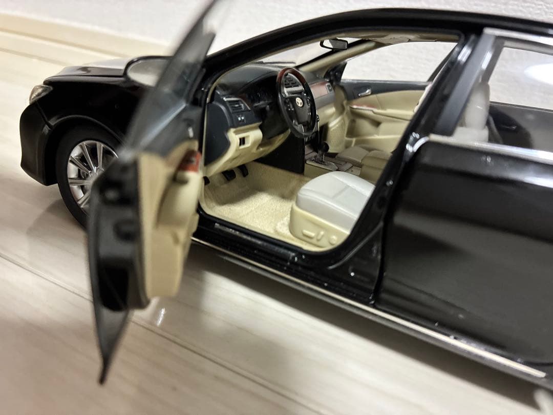 1/18 トヨタ カムリ ブラック 中国仕様