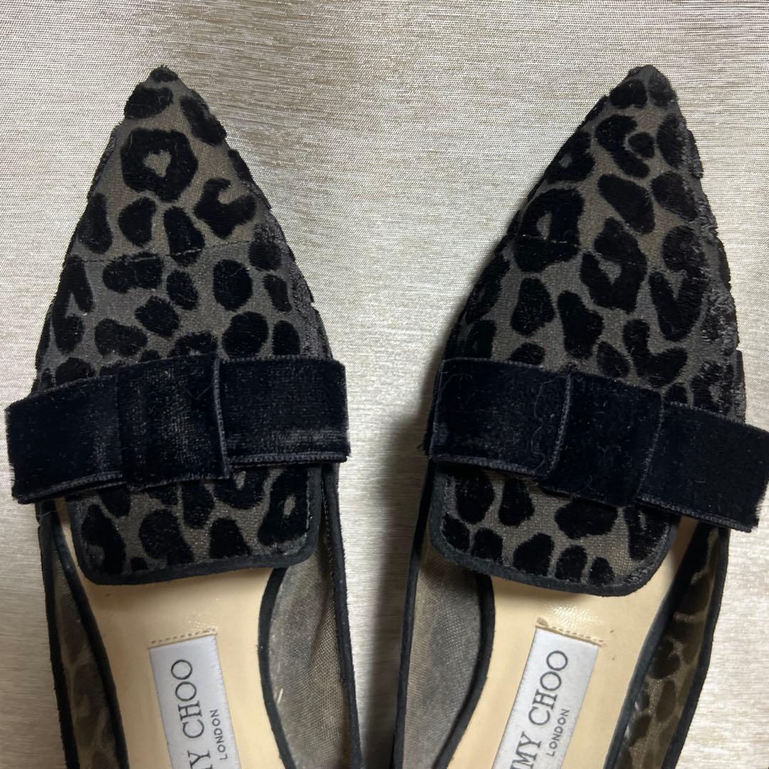 ジミーチュウ　ベロア　レオパード柄　フラットシューズ