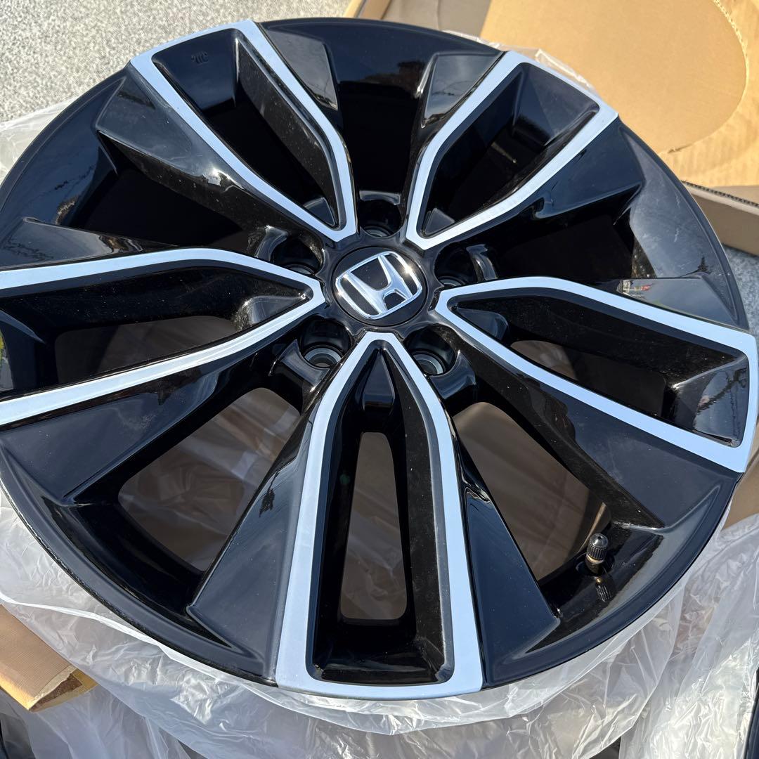 【セール中】新車外し品　ホンダヴェゼル　純正ホイール　18インチ