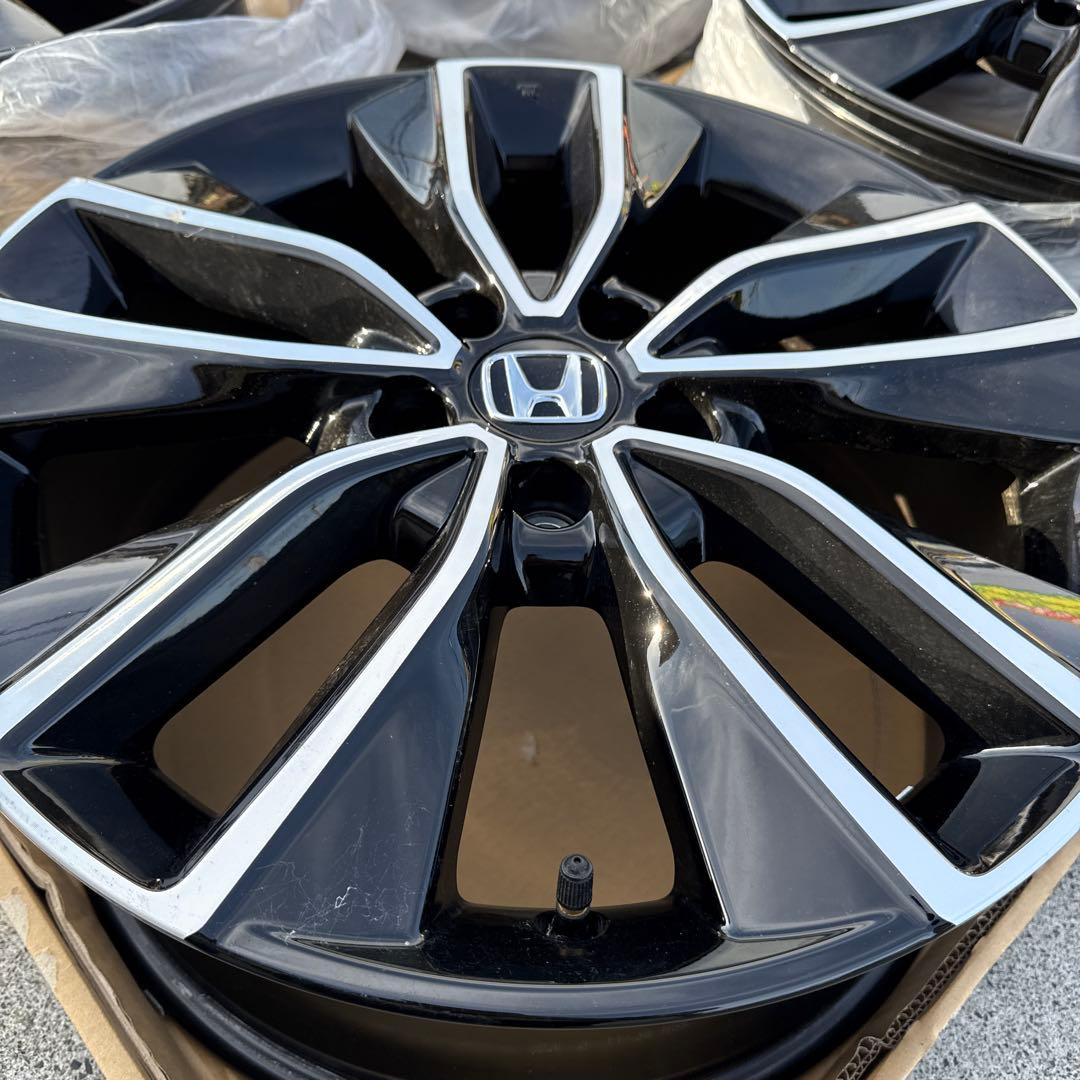 【セール中】新車外し品　ホンダヴェゼル　純正ホイール　18インチ