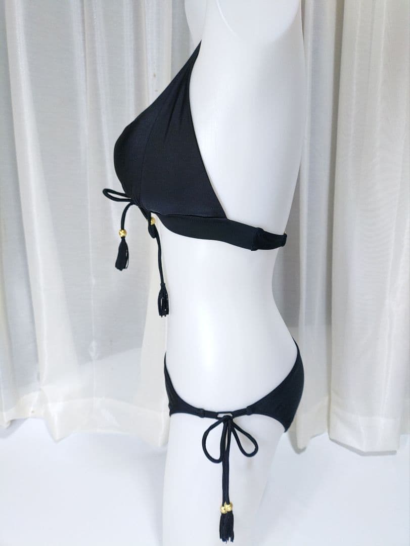 サンアイ Ai ノンワイヤービキニ ブラック Mサイズ 中古 美品 パレオ付き