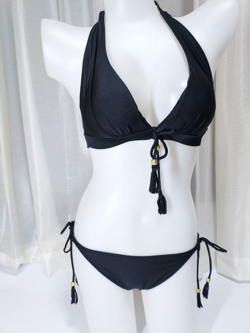 サンアイ Ai ノンワイヤービキニ ブラック Mサイズ 中古 美品 パレオ付き