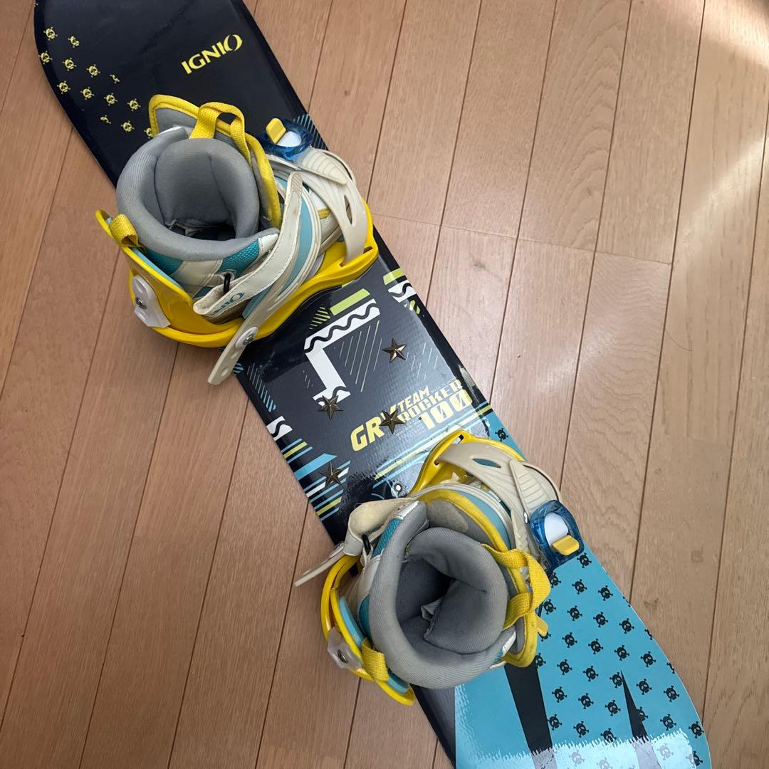 ジャンク品　IGNIO 100センチスノーボード　キッズ2点セット　ブーツおまけ