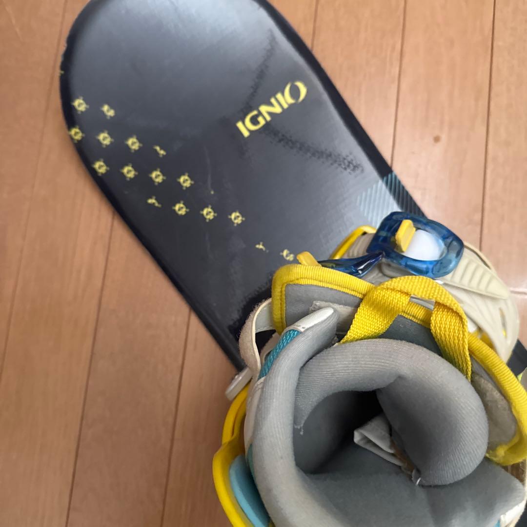 ジャンク品　IGNIO 100センチスノーボード　キッズ2点セット　ブーツおまけ