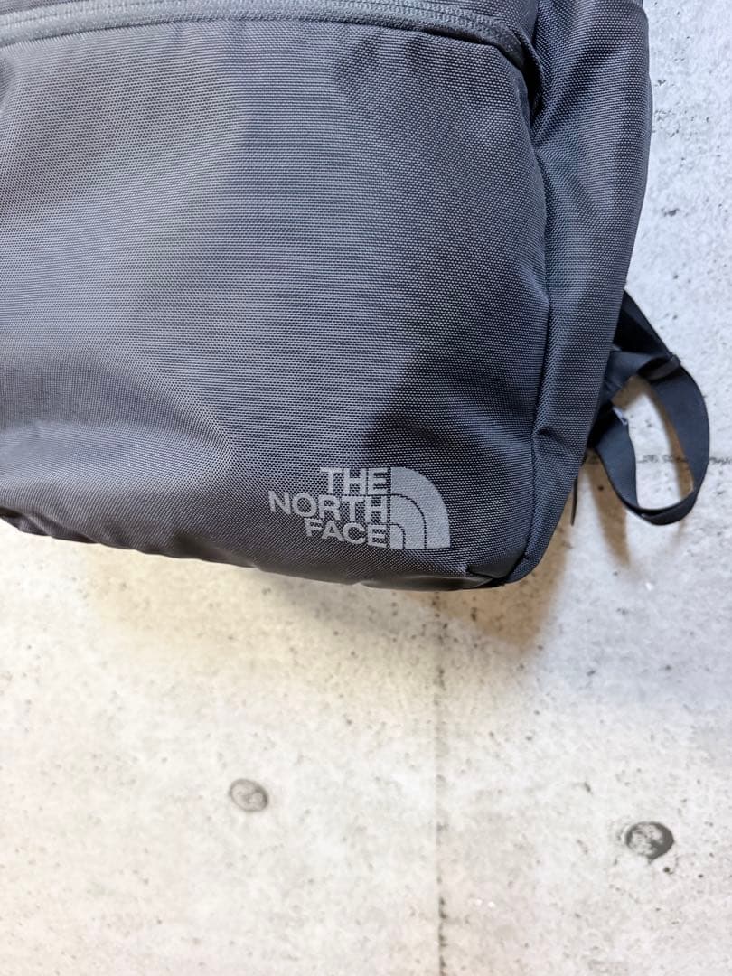 ノースフェイス　シャトルデイパック24ℓブラック