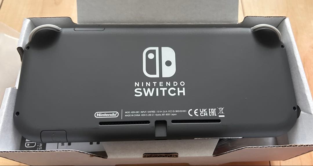 美品　Nintendo Switch Lite グレー
