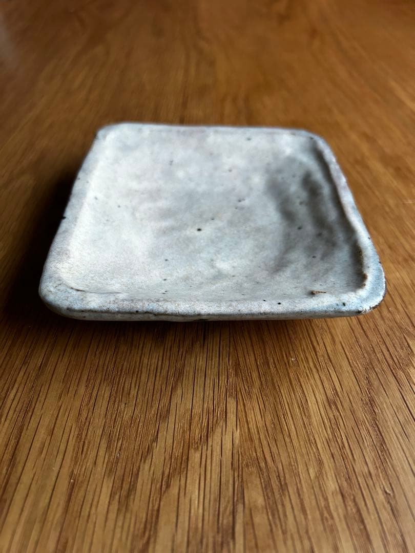 小野哲平さん　角皿