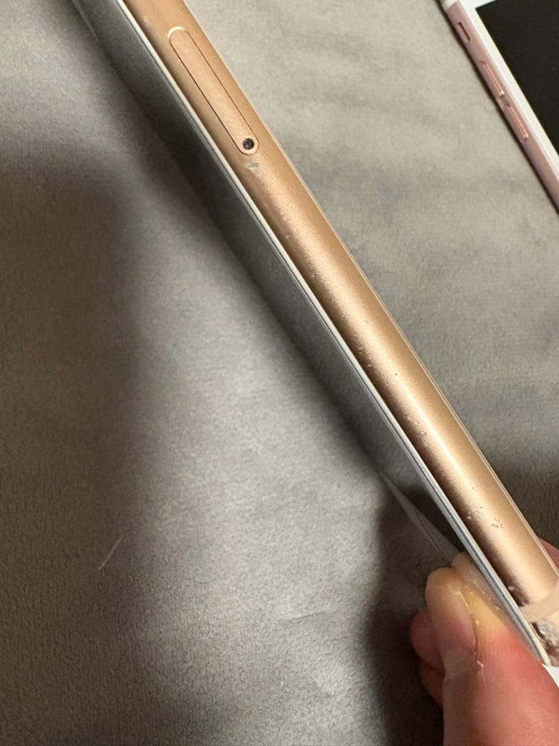 iPhone 8 64GB バッテリー75%