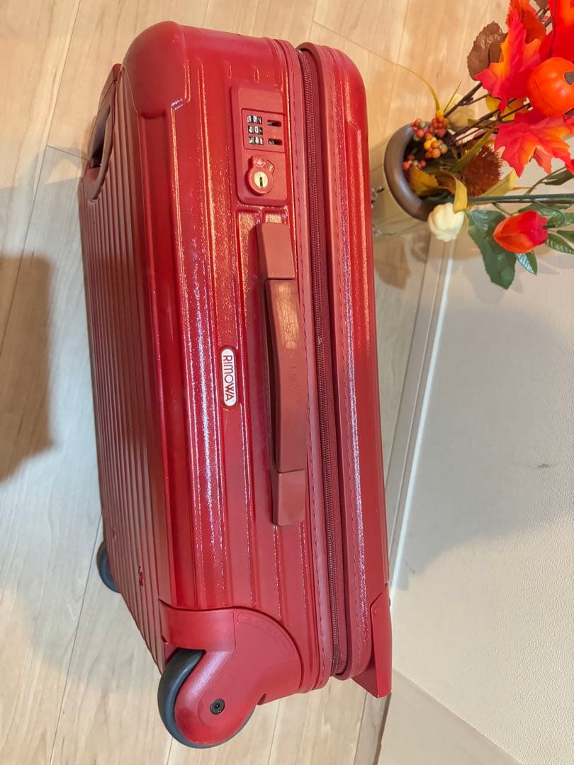 RIMOWA リモワ キャリーバッグ サルサ 35L 赤　廃盤品　機内持ち可