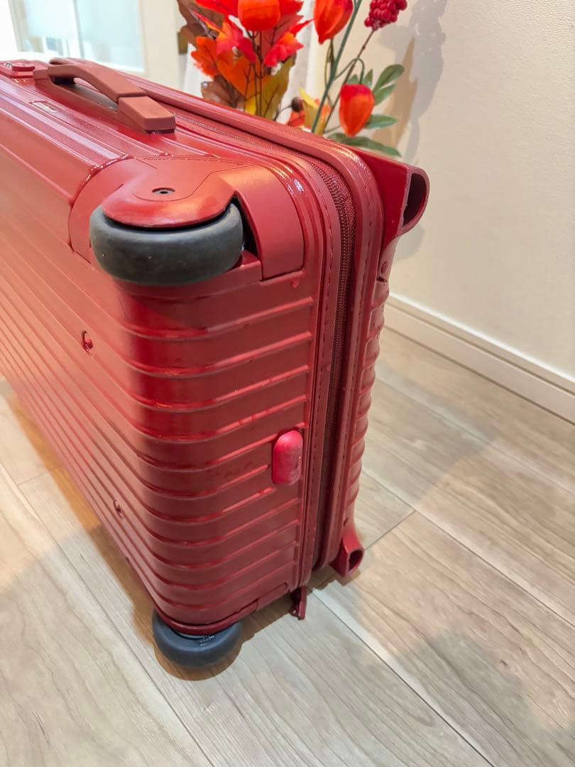 RIMOWA リモワ キャリーバッグ サルサ 35L 赤　廃盤品　機内持ち可