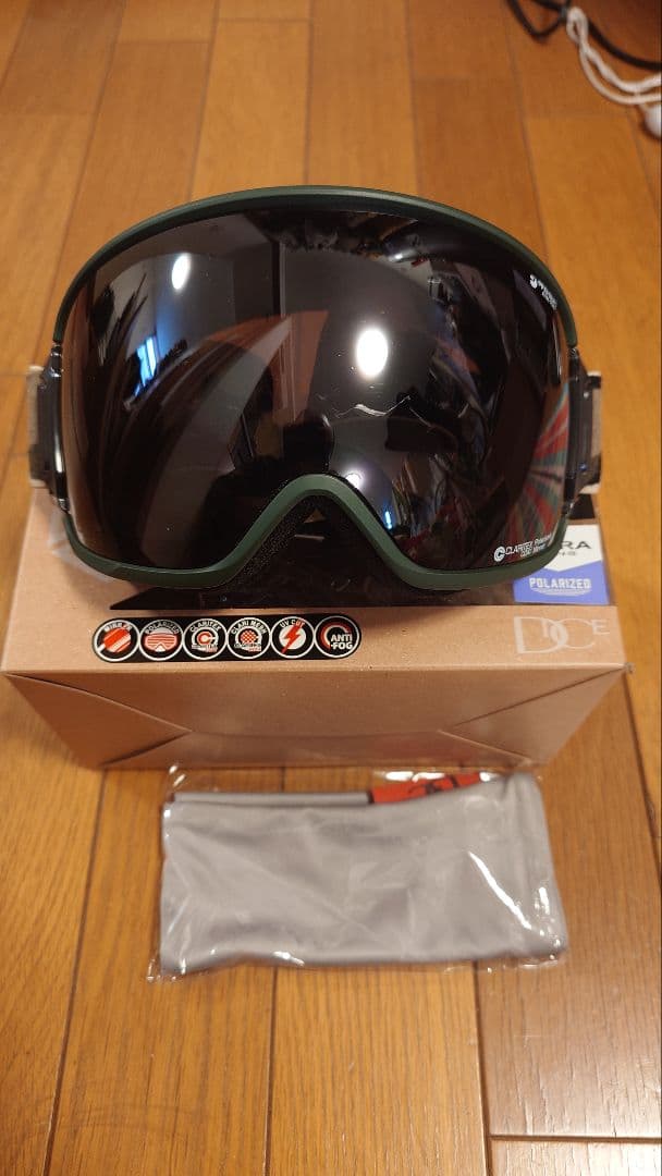 DICE BANK ゴーグル 調光