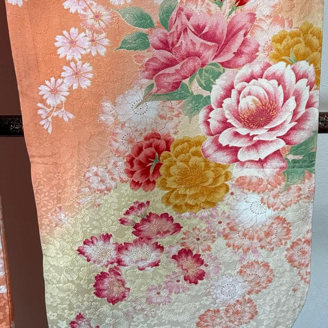 超美品　正絹　現代振袖　成人式　着物　169㎝　オレンジ　黄　桜柄　金駒　刺繍