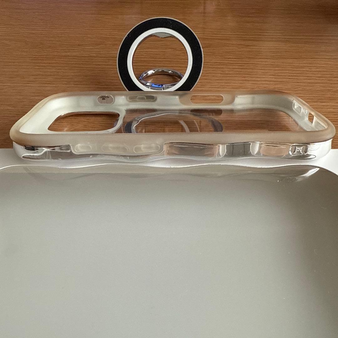 美品 iPhone16pro iface BeBling ケースリング シルバー