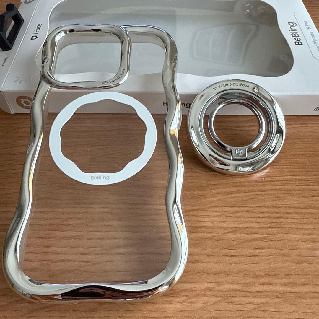 美品 iPhone16pro iface BeBling ケースリング シルバー