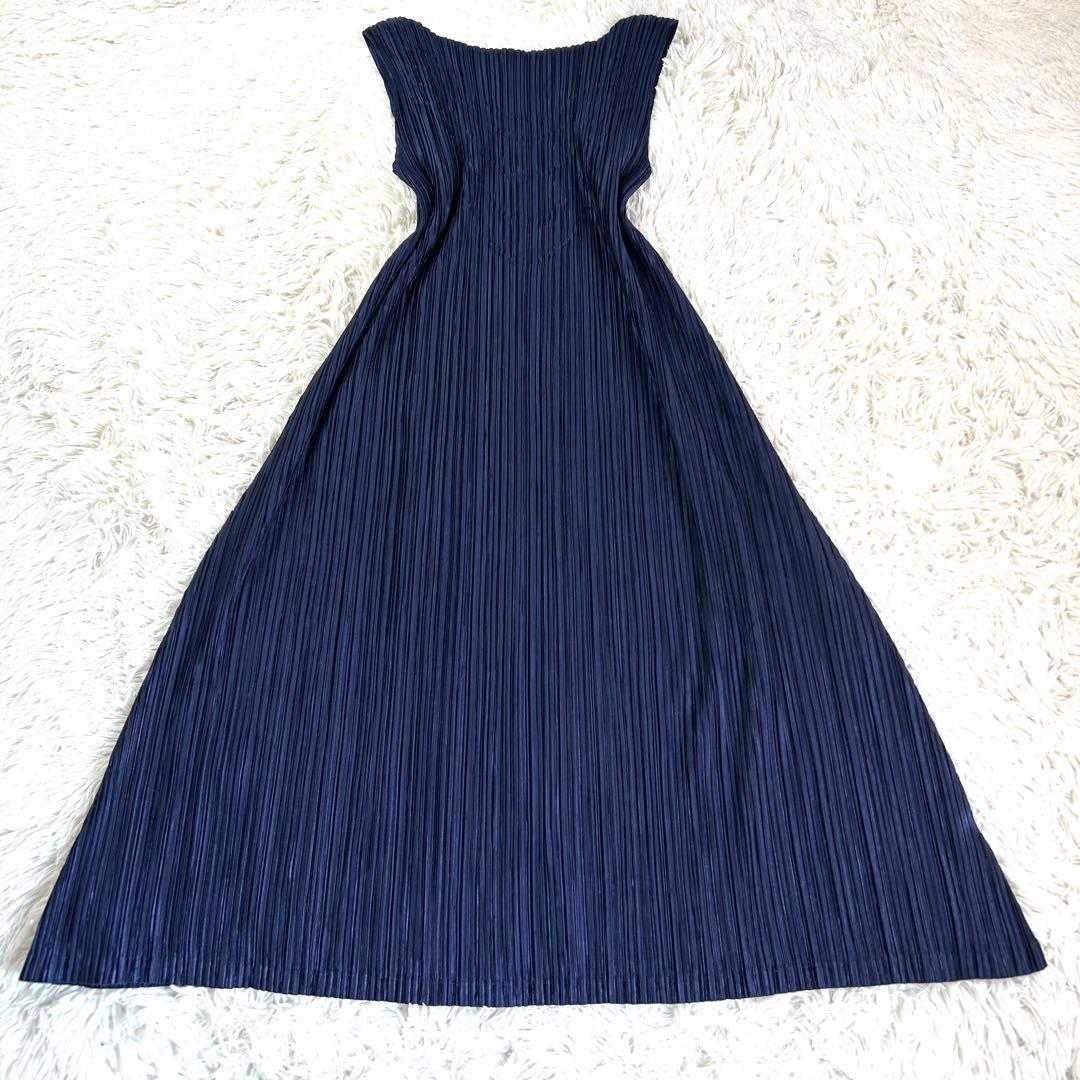 【美品】プリーツプリーズ 光沢 Aライン マキシ丈ワンピース 装飾 紺 2 M