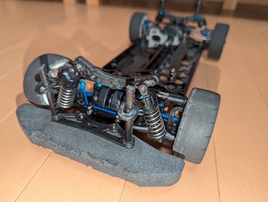 タミヤ　TB-03　中古品