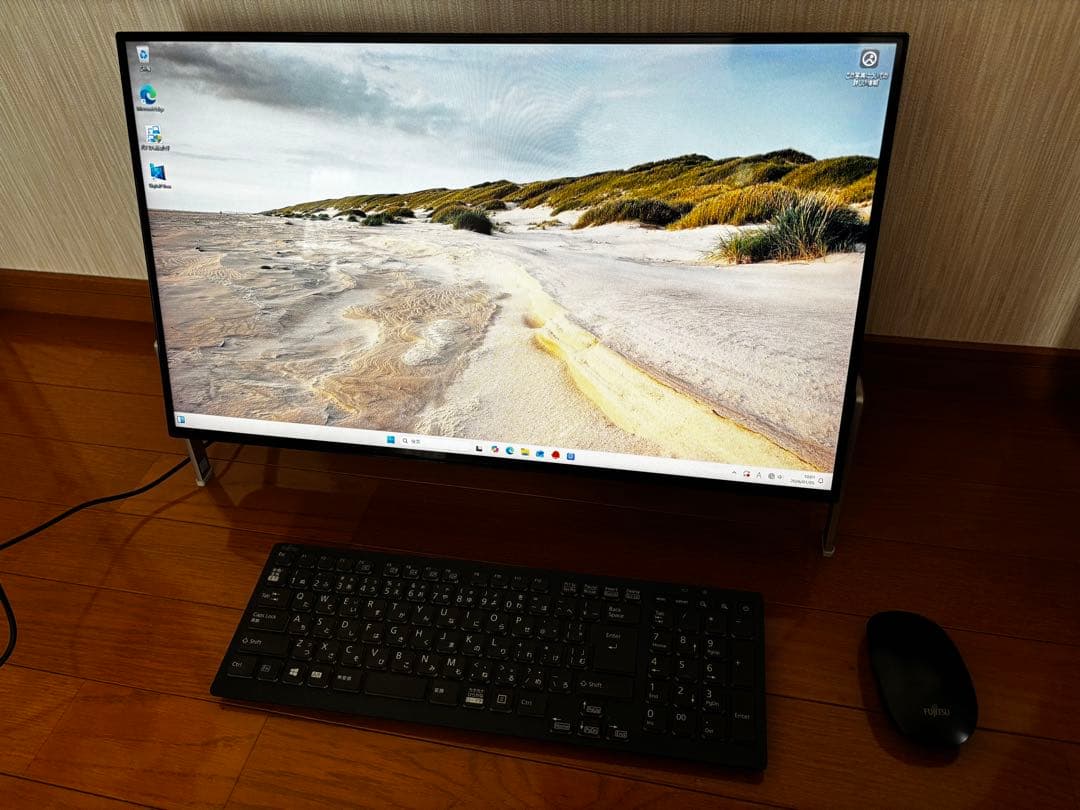 【美品】Windows11 FUJITSUデスクトップ TV対応　爆速SSD