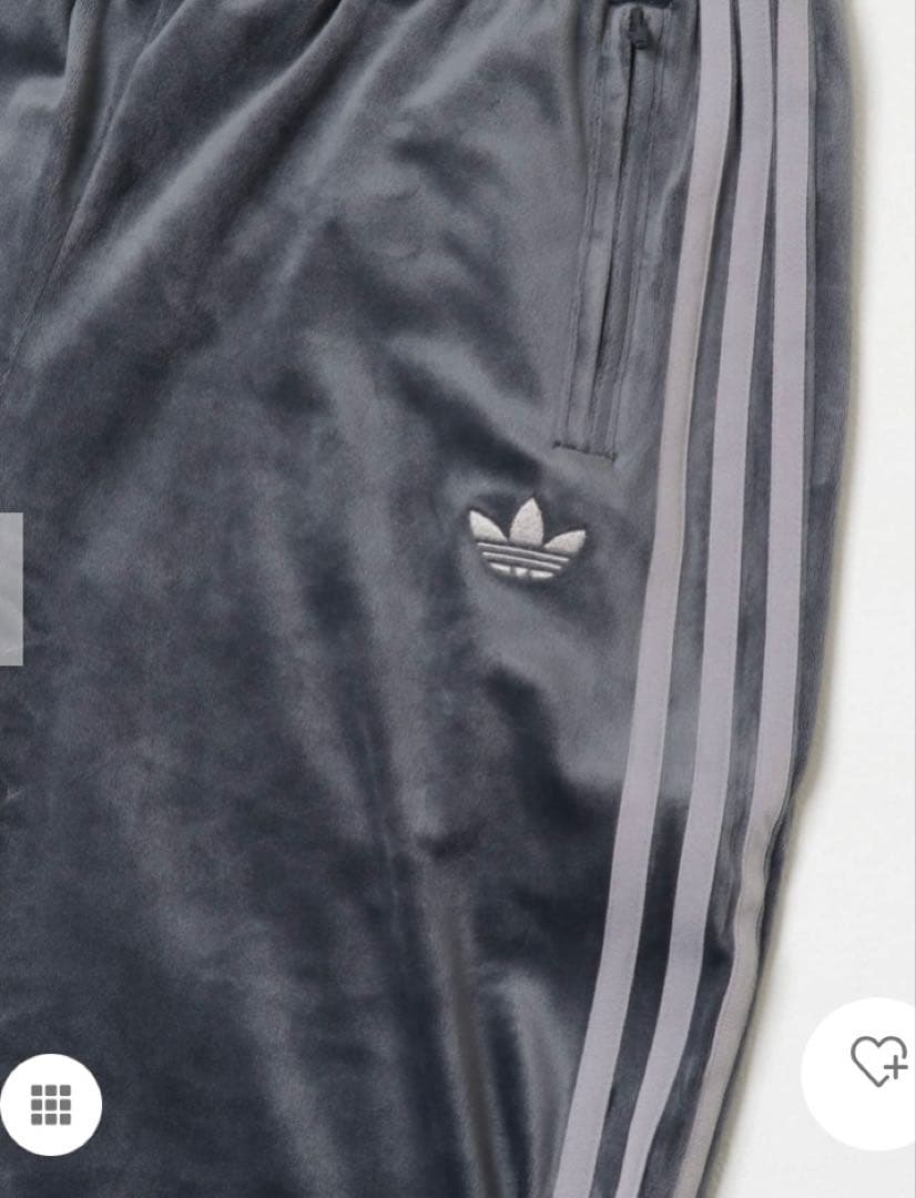 adidas トラックパンツ