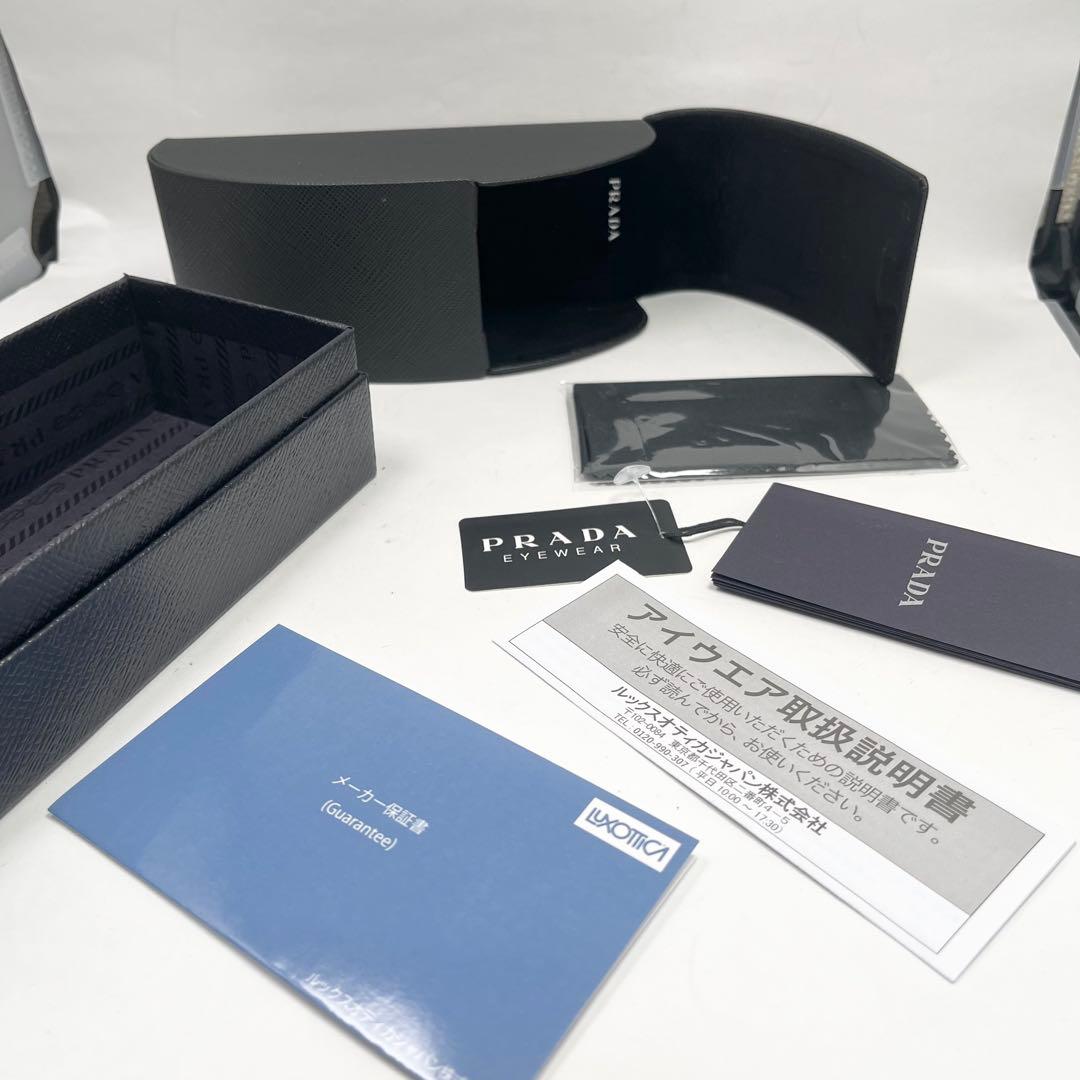 【極美品】PRADA サングラス 三角ロゴ SPR57Y 57□18 ケース付き