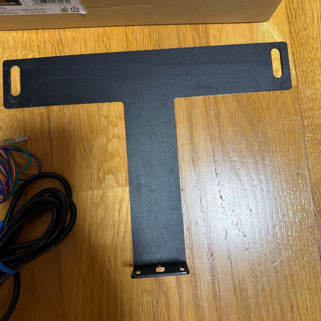 180度広角カメラ　5インチモニター　ナンバーステー　車速アダプター