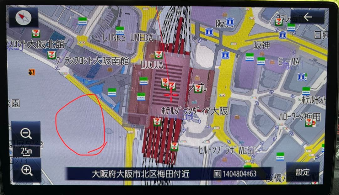 パナソニックカーナビ　ストラーダCN-F1X10C1D フローティングナビ