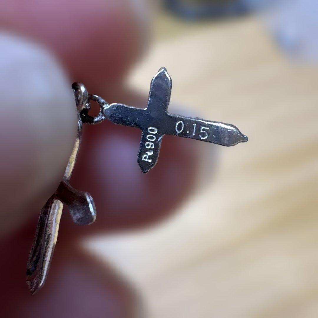 プラチナ ダイヤモンドクロスチャーム