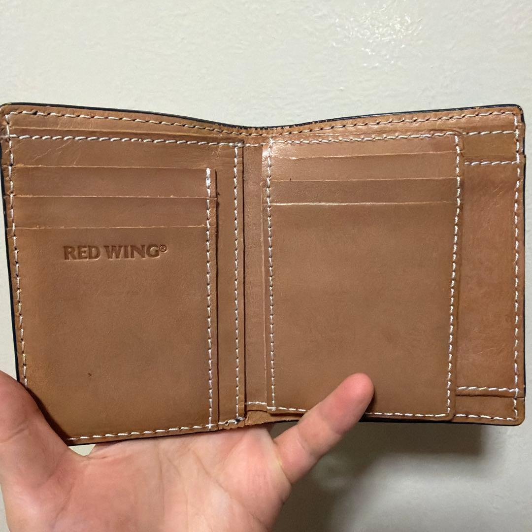 Red Wing黒のレザー二つ折り財布
