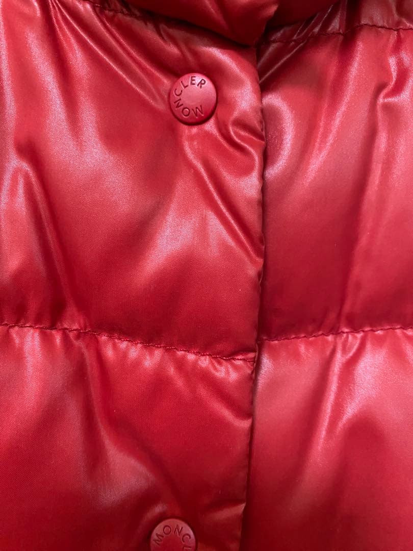 【正規品】モンクレール ダウンベスト赤　茶タグサイズ0 日本サイズレディースM